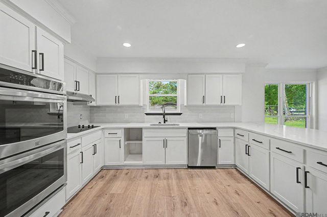 9156 Bountiful St, Denham Springs, LA 70706