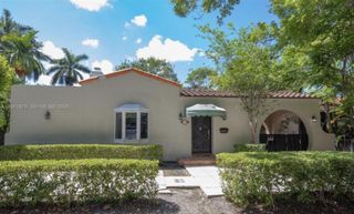 3050 Alton Rd, Miami Beach, FL 33140