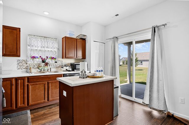 8099 Ambrosia Lane, Pendleton, IN 46048