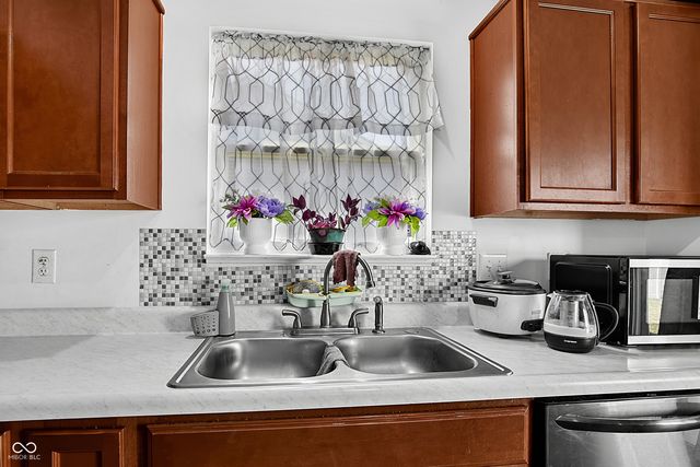 8099 Ambrosia Lane, Pendleton, IN 46048