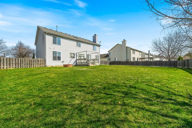 579 W CALDWELL Drive, Round Lake, IL 60073