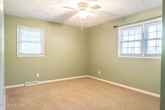 300 Midlothian Drive, Southern Pines, NC 28387