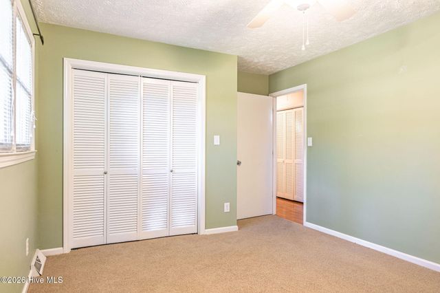 300 Midlothian Drive, Southern Pines, NC 28387