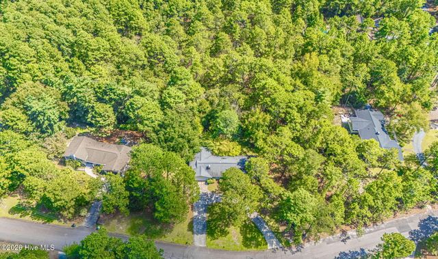 300 Midlothian Drive, Southern Pines, NC 28387