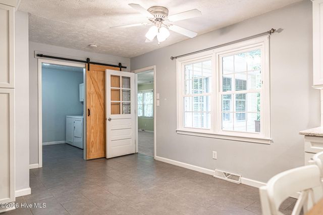 300 Midlothian Drive, Southern Pines, NC 28387