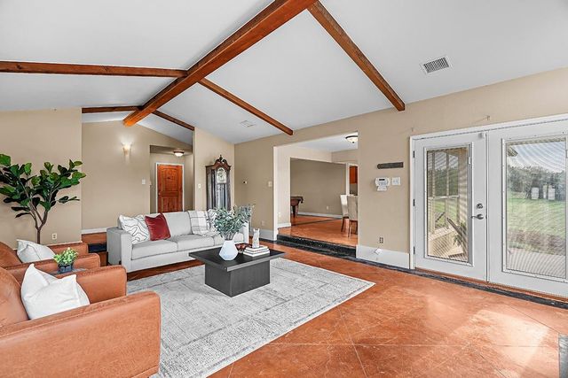 102 Rocky Creek RD, Dripping Springs, TX 78620