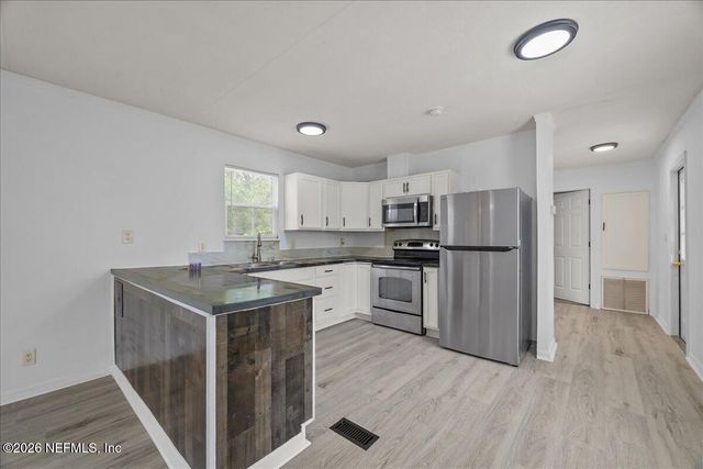 174 UNION Avenue, Interlachen, FL 32148