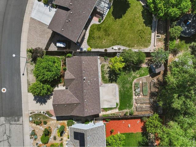 500 Hemlock Dr, Windsor, CO 80550