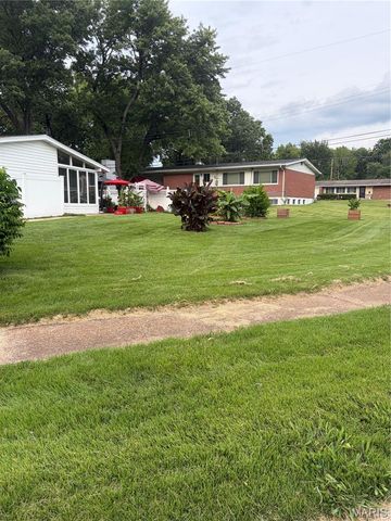 1360 Nashua Drive, Florissant, MO 63033