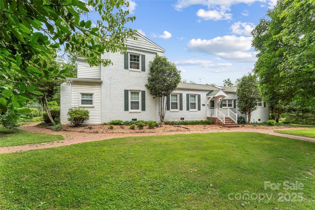 958 NC 18 US 64 None, Morganton, NC 28655