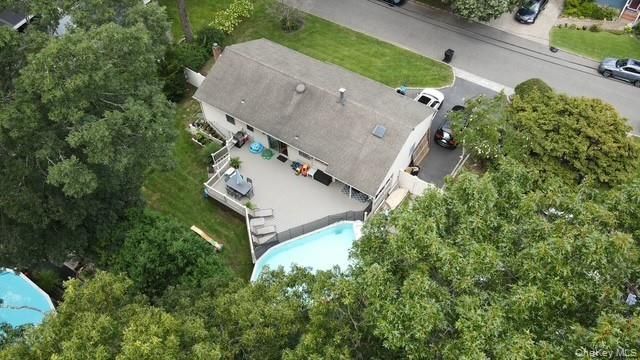 1026 Washington Avenue, West Islip, NY 11795