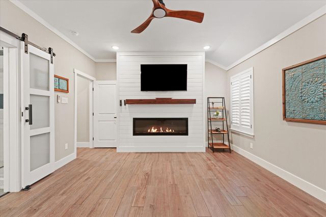 602 Hearthstone Drive, Lancaster, TX 75146