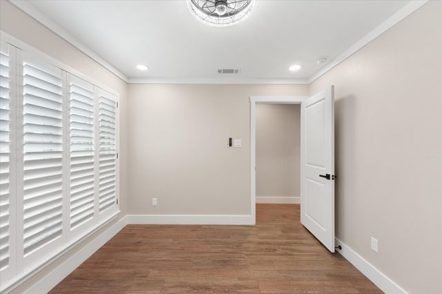 602 Hearthstone Drive, Lancaster, TX 75146