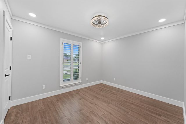 602 Hearthstone Drive, Lancaster, TX 75146