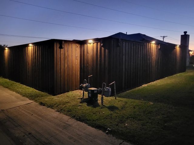 602 Hearthstone Drive, Lancaster, TX 75146