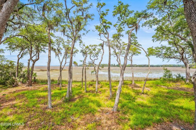 36 Front Street, St. Helena Island, SC 29920