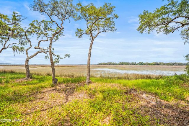 36 Front Street, St. Helena Island, SC 29920