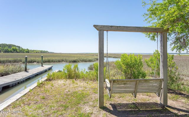 36 Front Street, St. Helena Island, SC 29920