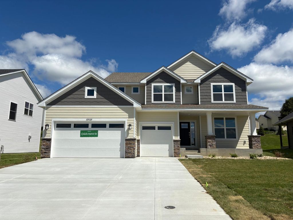 4939 Noble Drive NW, Rochester, MN 55901