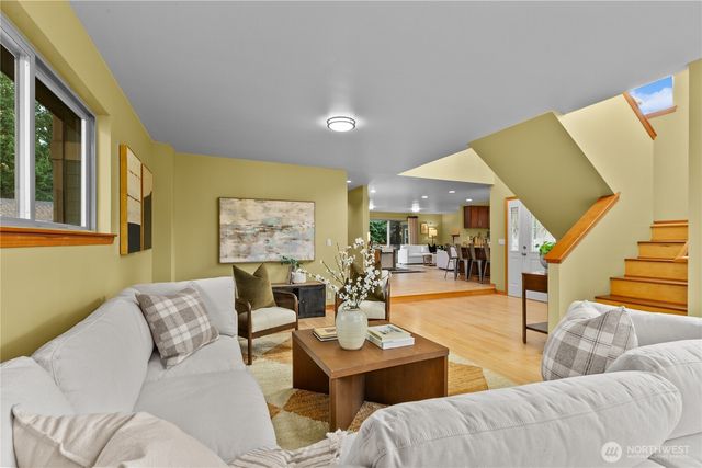 14808 84th Avenue NE, Kenmore, WA 98028