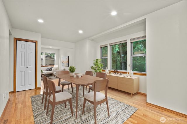 14808 84th Avenue NE, Kenmore, WA 98028