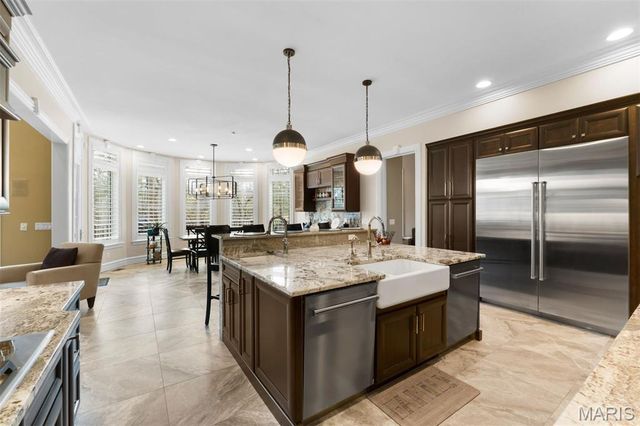 14 Ballantrae Court, Frontenac, MO 63131