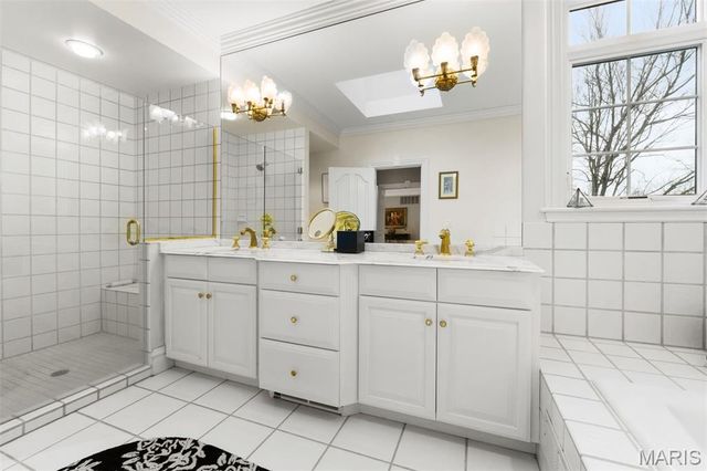 14 Ballantrae Court, Frontenac, MO 63131