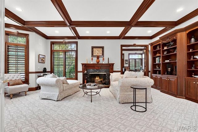 14 Ballantrae Court, Frontenac, MO 63131