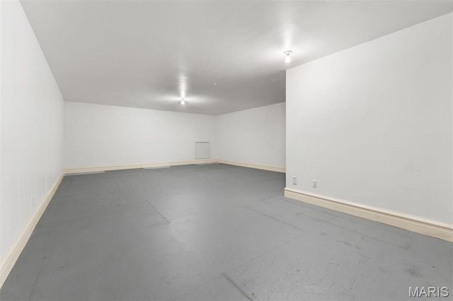 14 Ballantrae Court, Frontenac, MO 63131