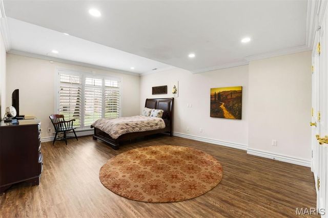 14 Ballantrae Court, Frontenac, MO 63131