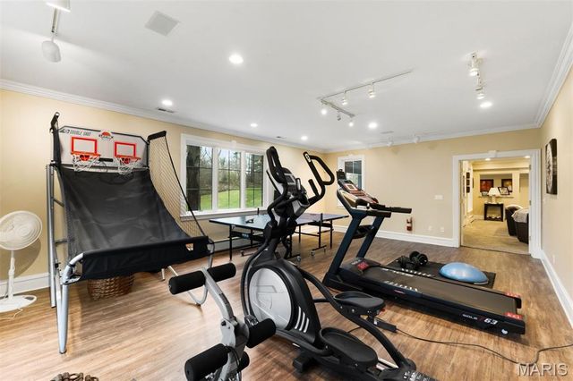 14 Ballantrae Court, Frontenac, MO 63131