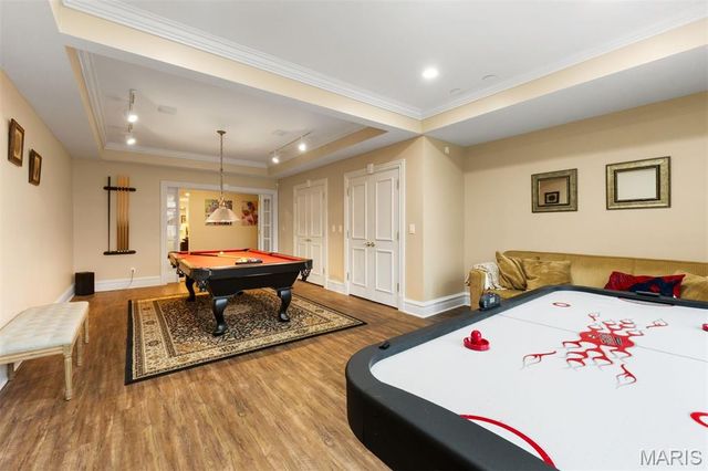 14 Ballantrae Court, Frontenac, MO 63131