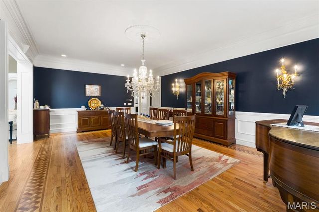 14 Ballantrae Court, Frontenac, MO 63131