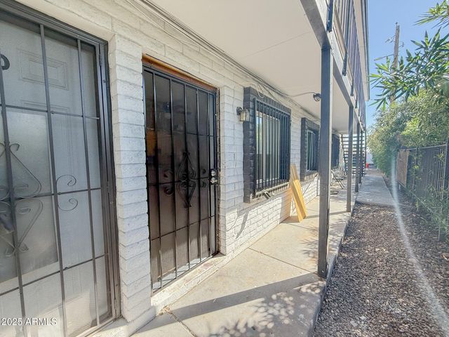 1703 W MOUNTAIN VIEW Road 11, Phoenix, AZ 85021