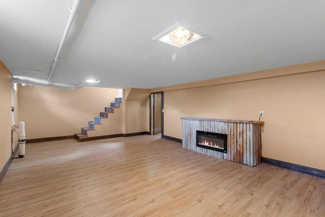 919 MADISON STREET, Little Chute, WI 54140