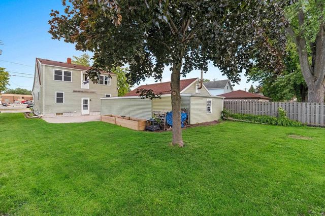 919 MADISON STREET, Little Chute, WI 54140