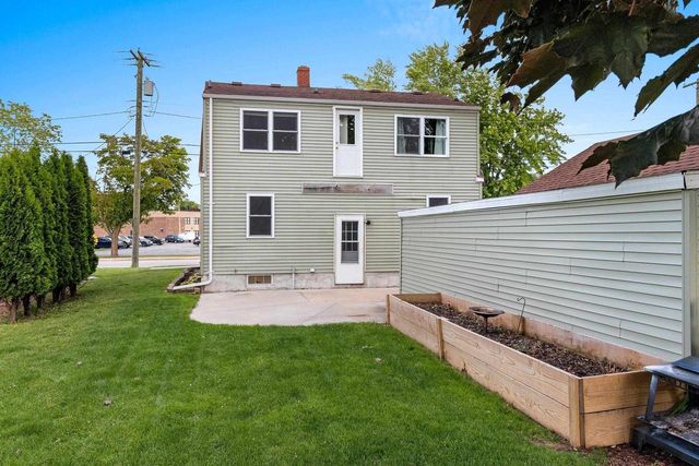 919 MADISON STREET, Little Chute, WI 54140