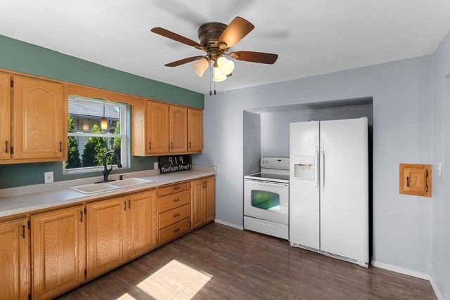 919 MADISON STREET, Little Chute, WI 54140