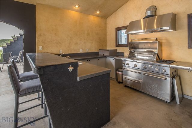 665 Wilson Butte Road, Great Falls, MT 59405