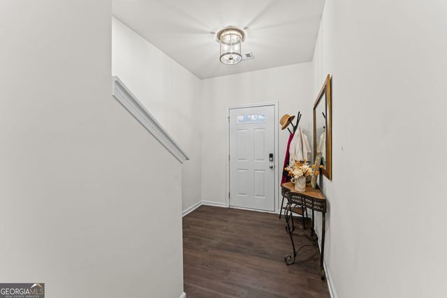 30 Chastain Circle, Newnan, GA 30263