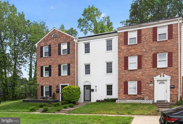 2925 WYTHE CT, Woodbridge, VA 22191
