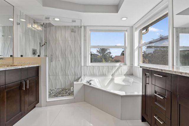 1911 NW 169th Ave, Pembroke Pines, FL 33028