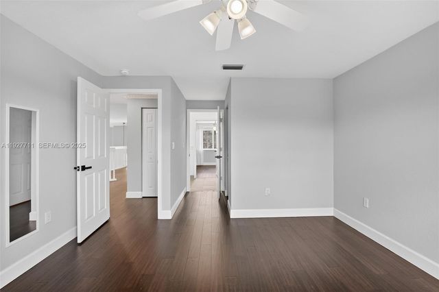 1911 NW 169th Ave, Pembroke Pines, FL 33028