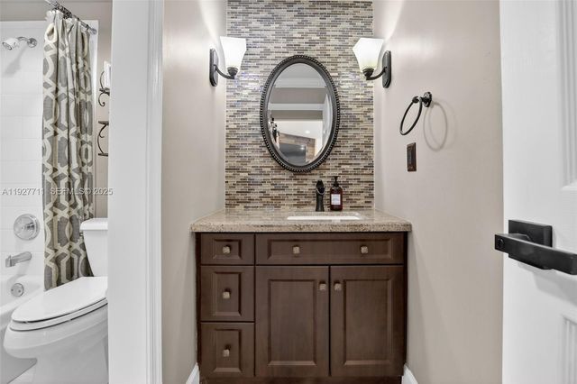 1911 NW 169th Ave, Pembroke Pines, FL 33028