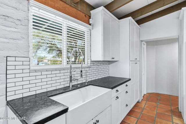 3955 E Paseo Grande, Tucson, AZ 85711