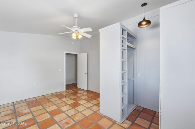 3955 E Paseo Grande, Tucson, AZ 85711