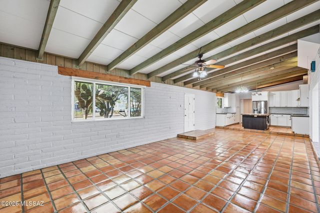3955 E Paseo Grande, Tucson, AZ 85711