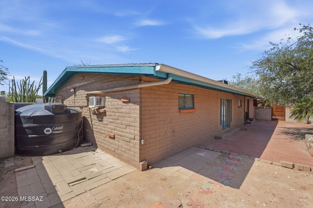 3955 E Paseo Grande, Tucson, AZ 85711