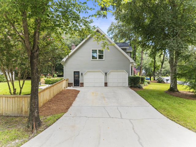 124 Brandywine Drive, Summerville, SC 29485