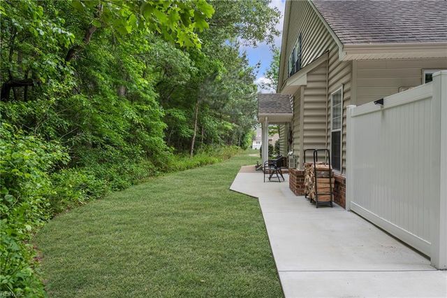 7009 Darby CT, Suffolk, VA 23435